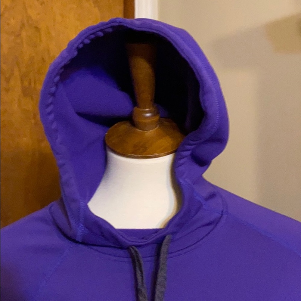 ❤️❤️❤️Nike Therma -Fit medium Sweatshirt Medium - Picture 5 of 8